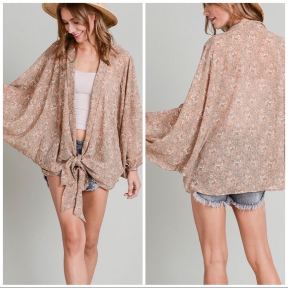Doe & Rae Accessories - Tie Front Kimono Cardigan